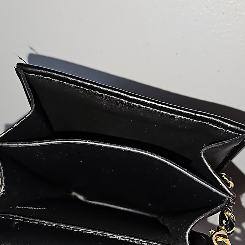 Black purse - Picture 9 of 13